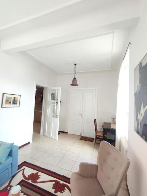 Calliope'S Neoclassical Home In The Heart Of Plaka Atenas Exterior foto