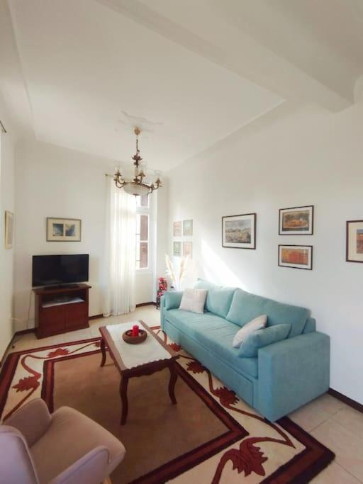 Calliope'S Neoclassical Home In The Heart Of Plaka Atenas Exterior foto